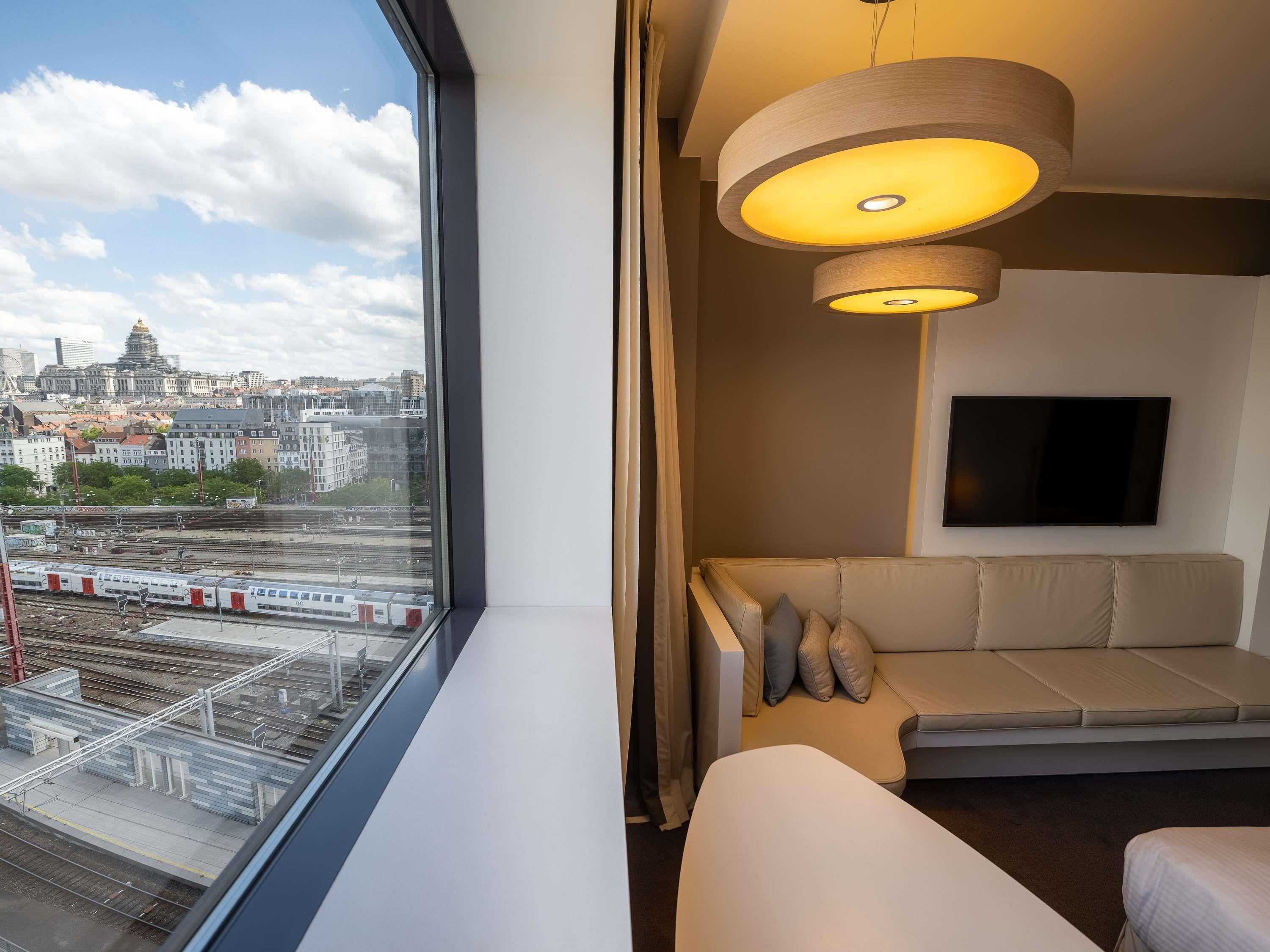 Pullman Brussels Centre Midi Room Type - SUPERIOR ROOM, 1 King Size Bed, City View