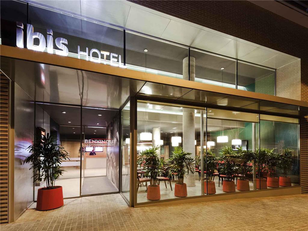 Ibis Barcelona Centro Sagrada Familia