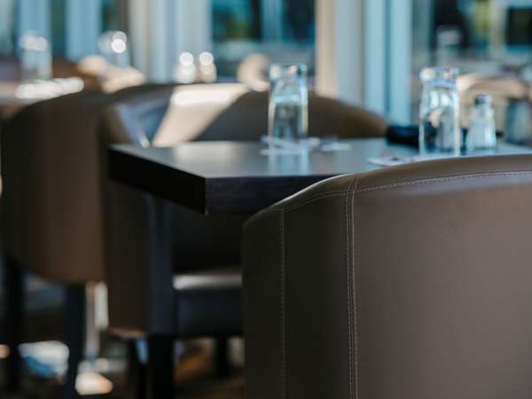 On-Site,Bar/Lounge