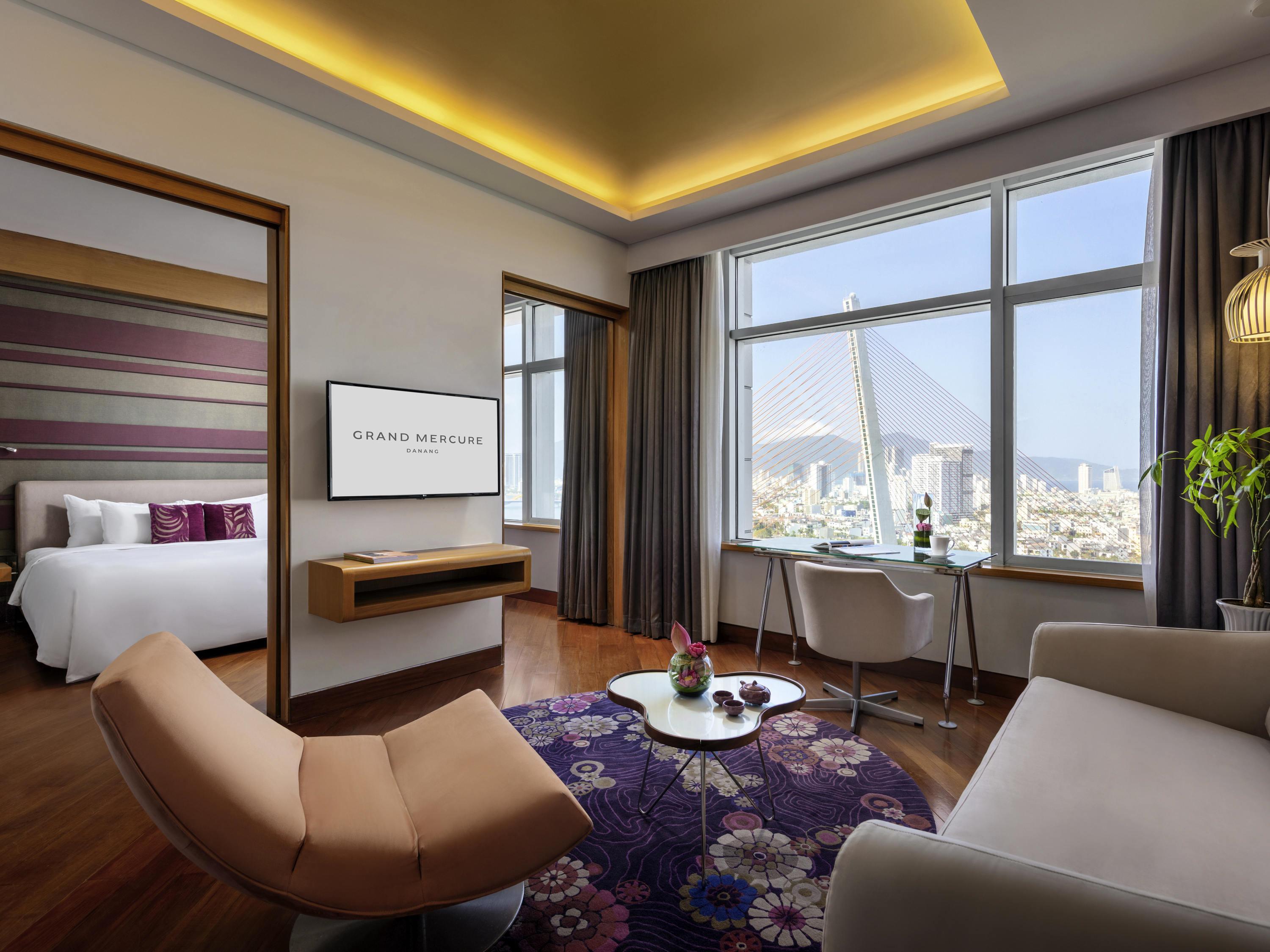 Grand Mercure Danang Room Type - Deluxe Twin, High Floor with Privilege Lounge access