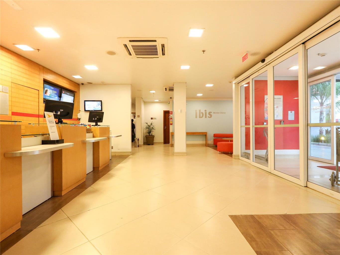 Hotel Ibis Montes Claros