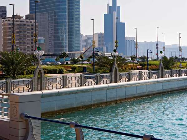 Aparthotel Adagio Abu Dhabi Al Bustan