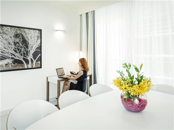 Aparthotel Adagio Abu Dhabi Al Bustan