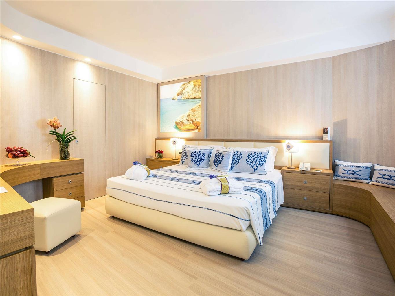 Mercure Olbia Hermaea