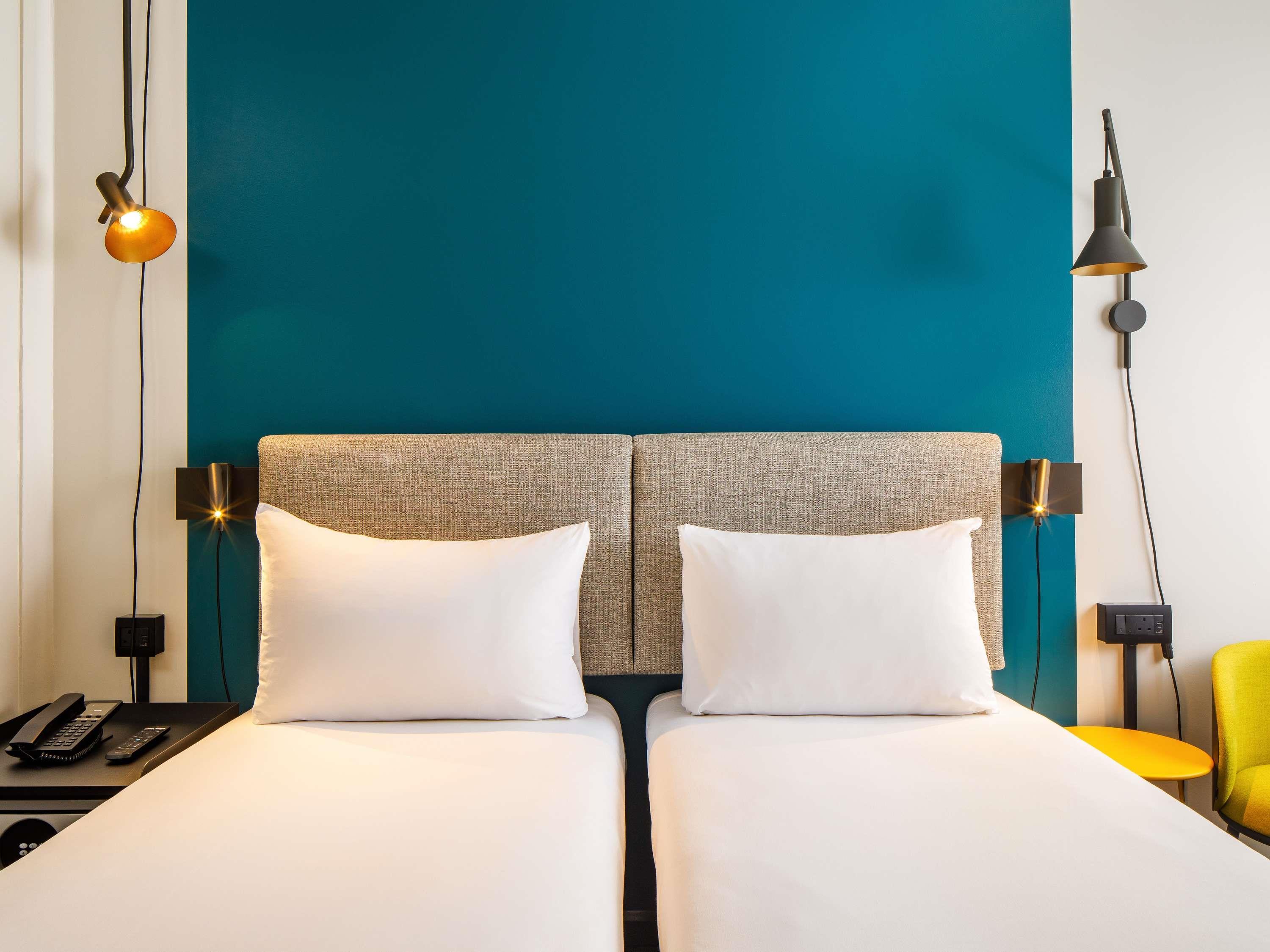 ibis London Blackfriars Room Type - Standard Accessible Room with twin beds