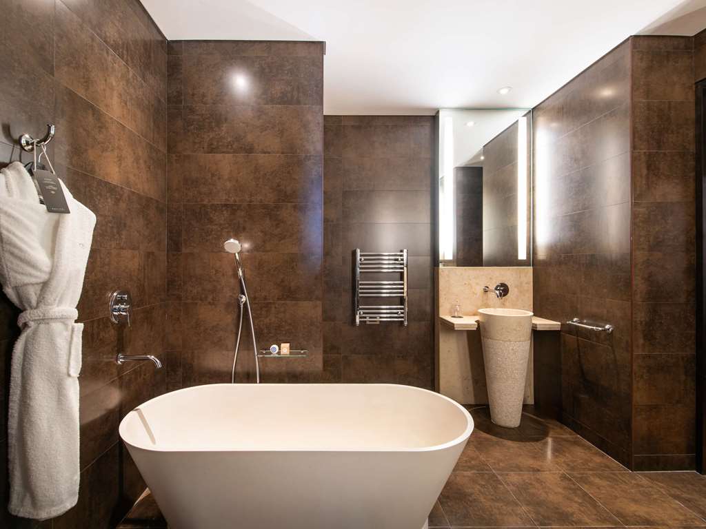 Sofitel Montevideo Casino Carrasco and Spa - Tap to explore photos