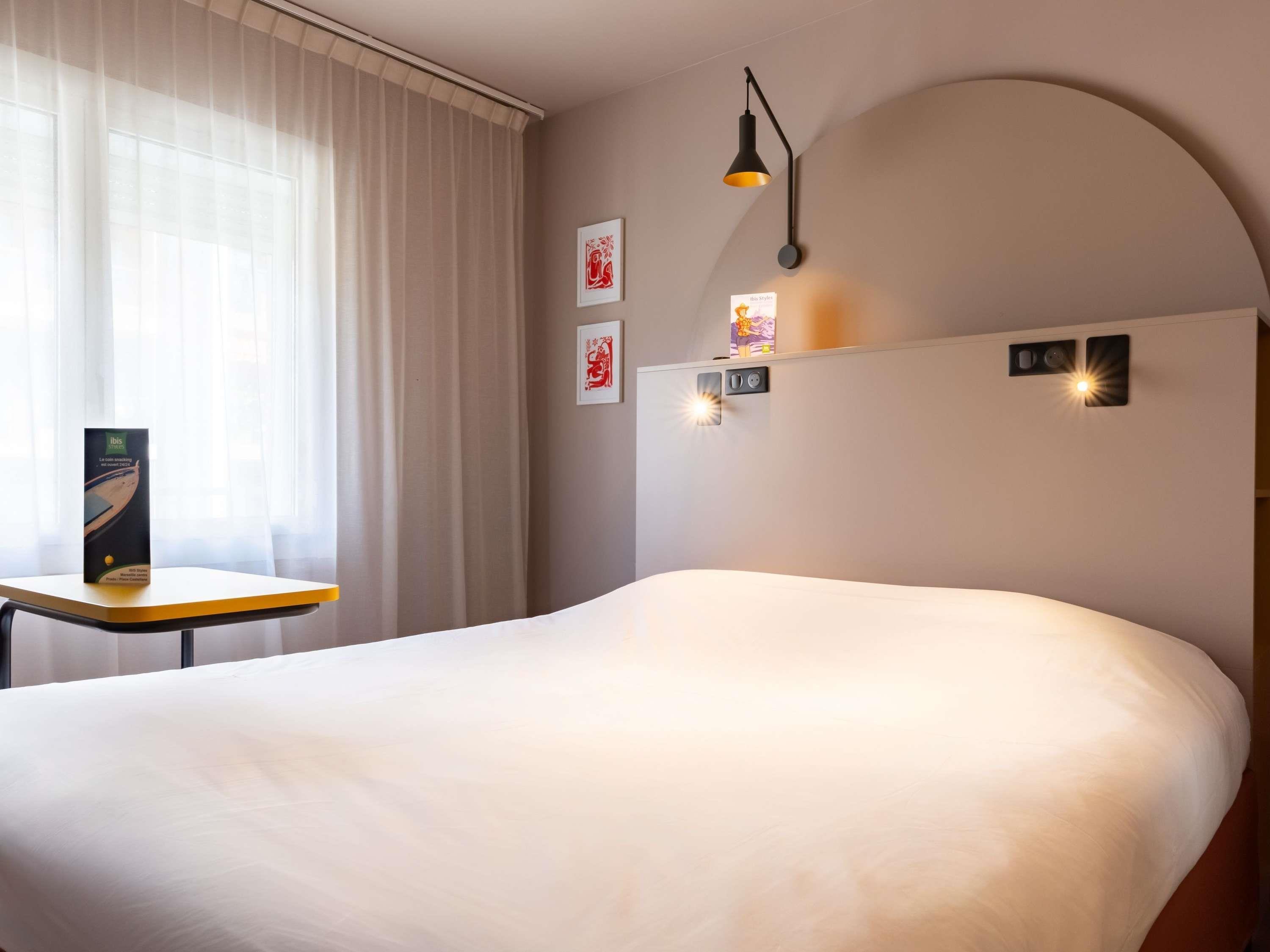 ibis Styles Marseille Castellane - Tap to explore photos