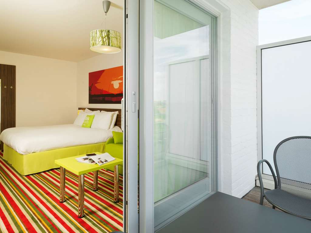 ibis Styles Zeebrugge Room Type - Junior Suite with Sofa Bed and Balcony ibis Styles Zeebrugge Room Type - Junior Suite with Sofa Bed and Balcony