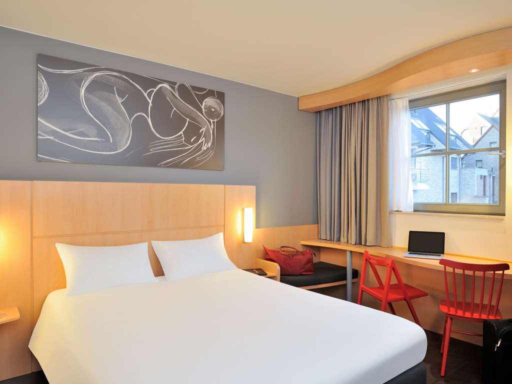 Hotel ibis De Panne - Tap to explore photos