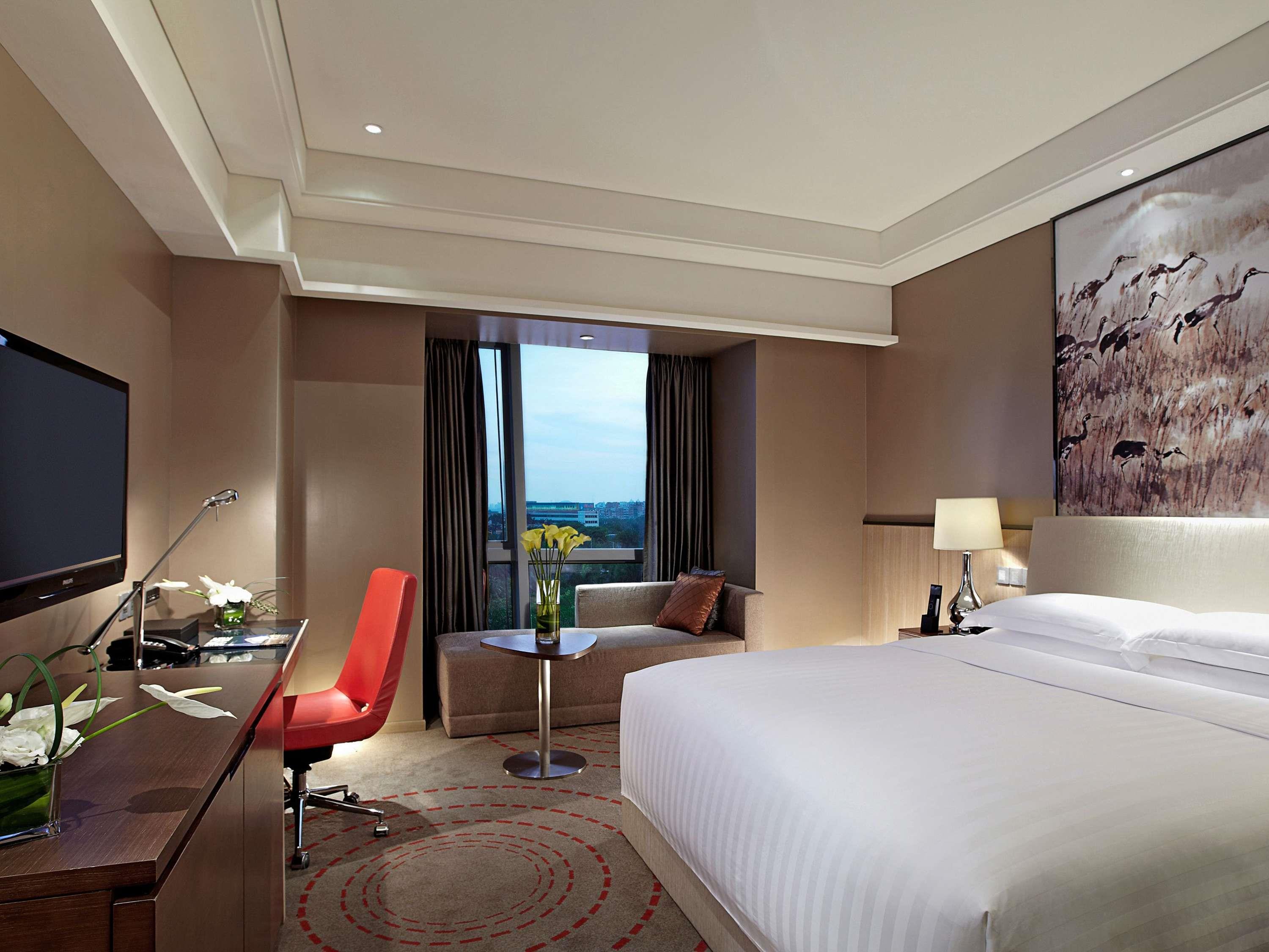 Pullman Xiamen Powerlong Room Type - Superior Room with 1 King Bed, Park View