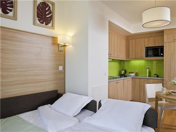 Studio for 3 people
