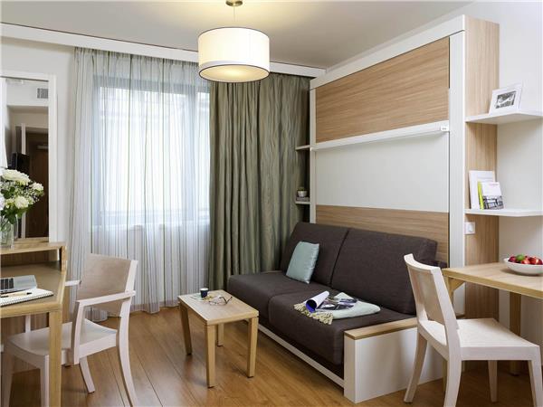 Studio for 3 people