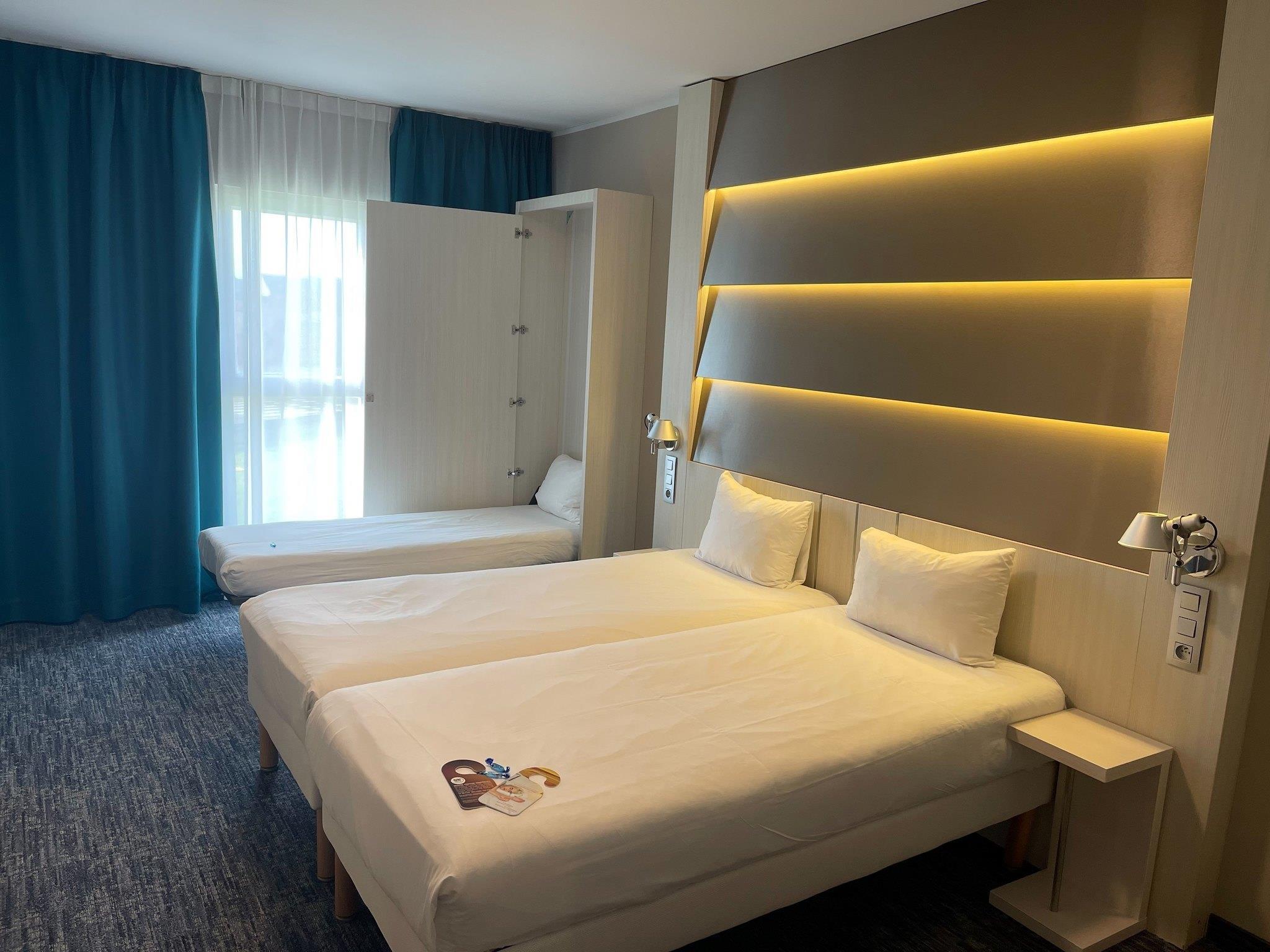 ibis Styles Nivelles Room Type - Standard Triple Room with 1 Double and 1 Single Bed