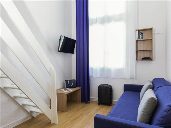 Studio for 4 people