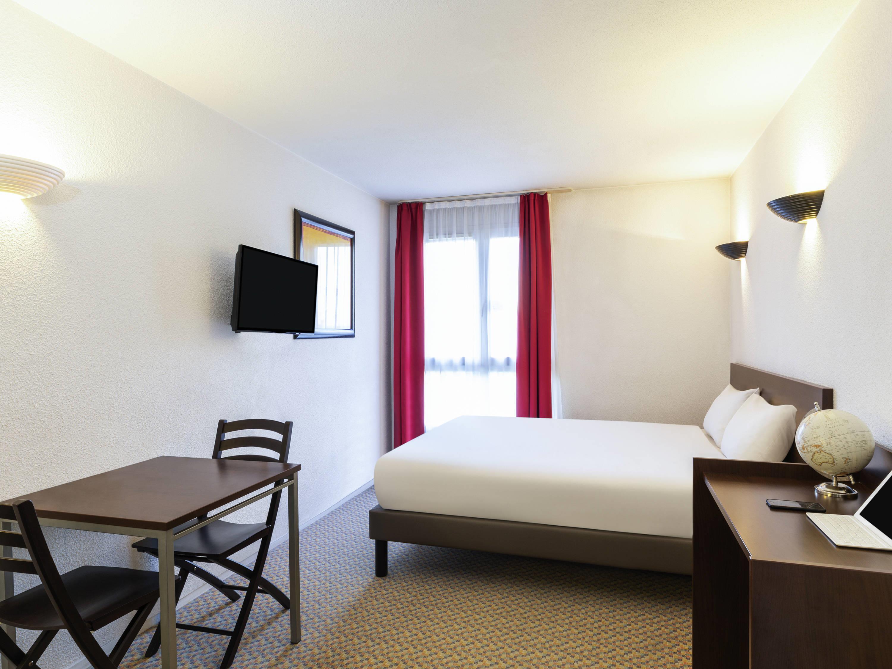 Aparthotel Adagio Access Defense Charras Room Type - Studio for two people