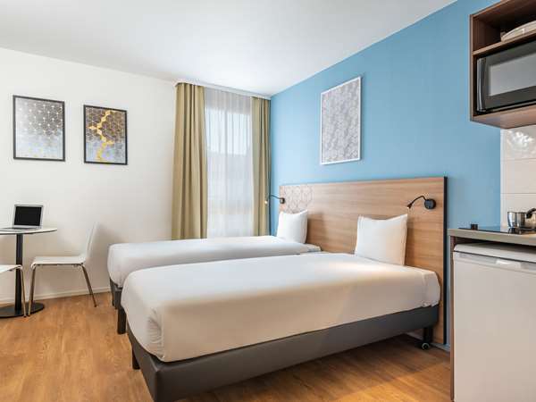 Studio for 2 people with twin beds
