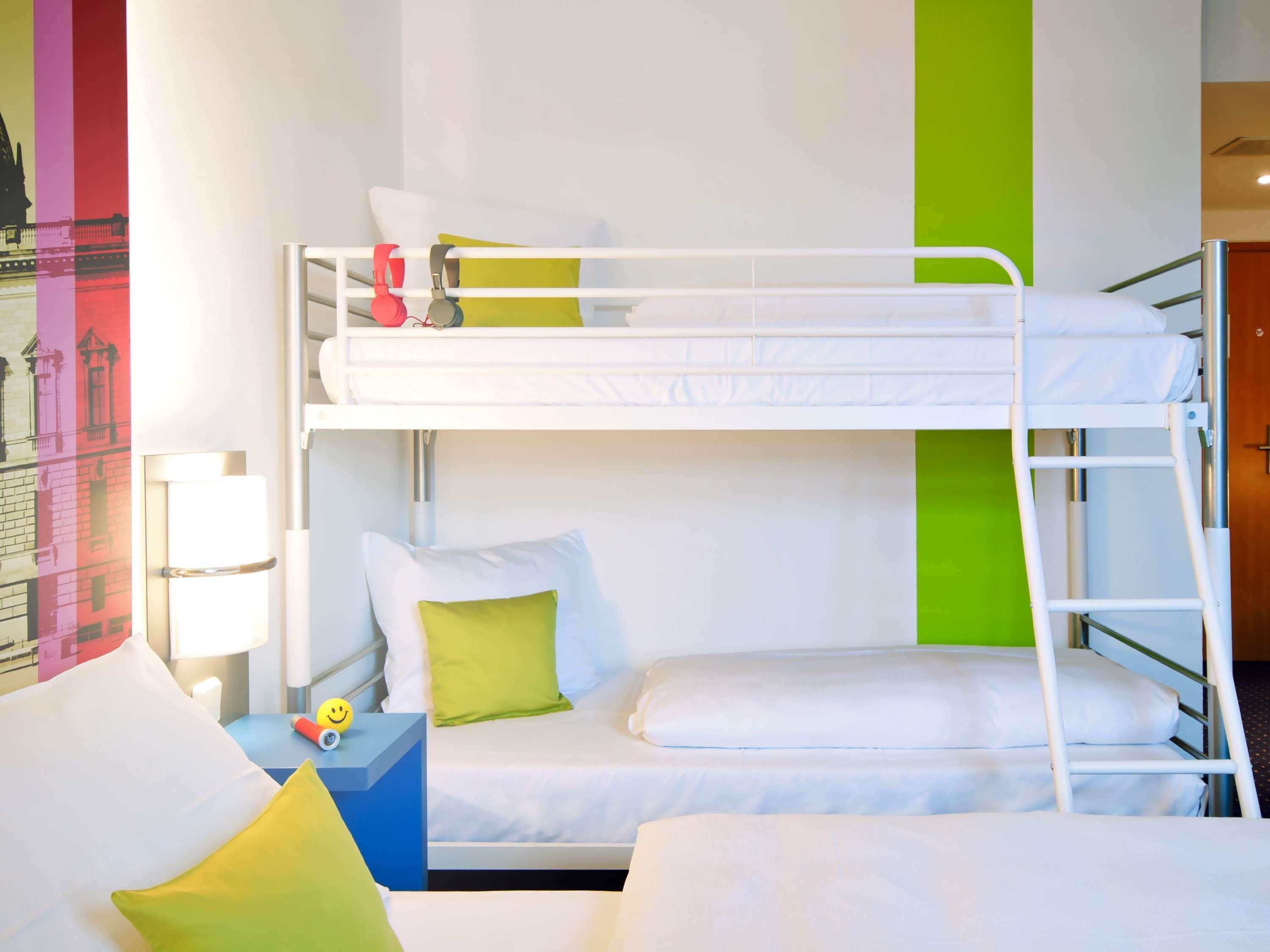 ibis Styles Leipzig - Tap to explore photos