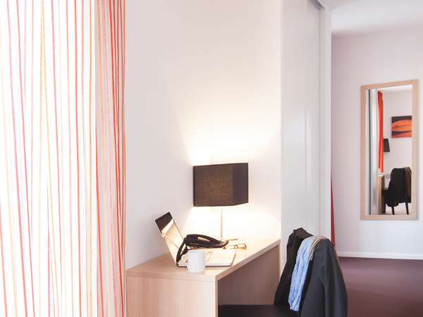 Large 2-person Studio