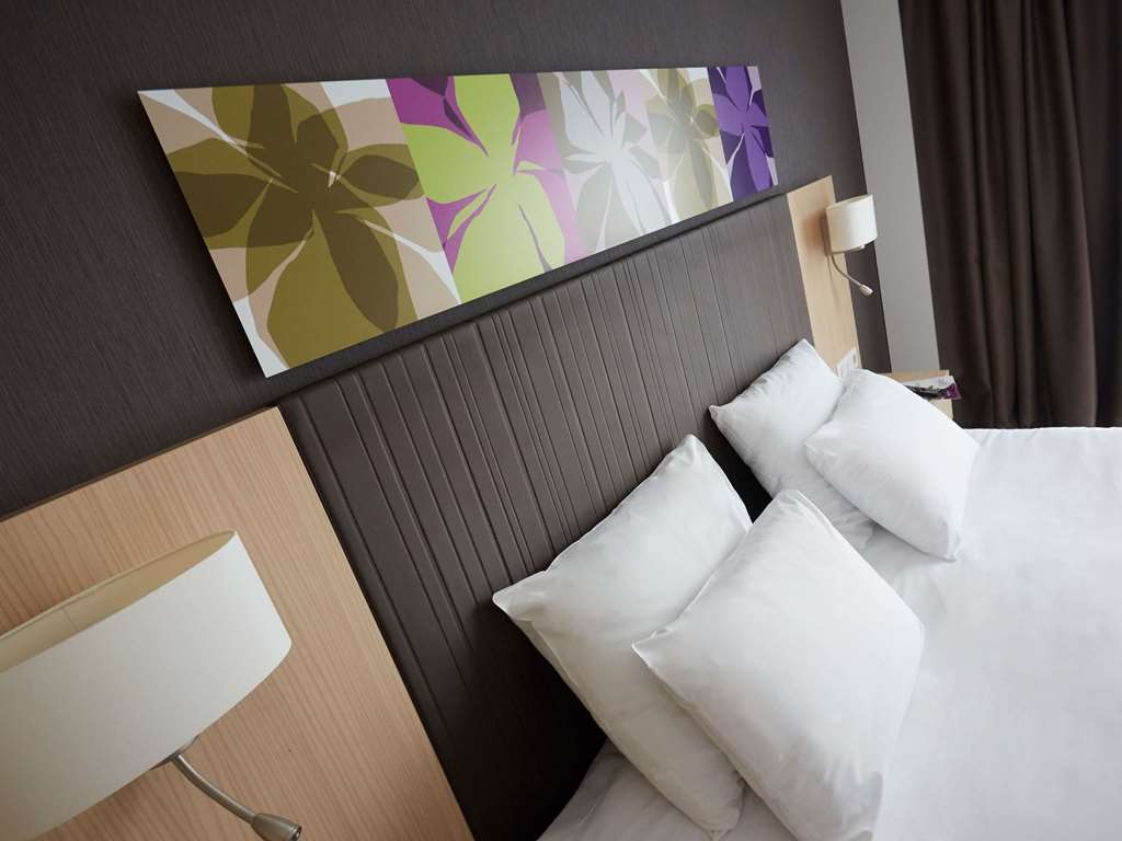 Mercure Valenciennes Centre - Tap to explore photos