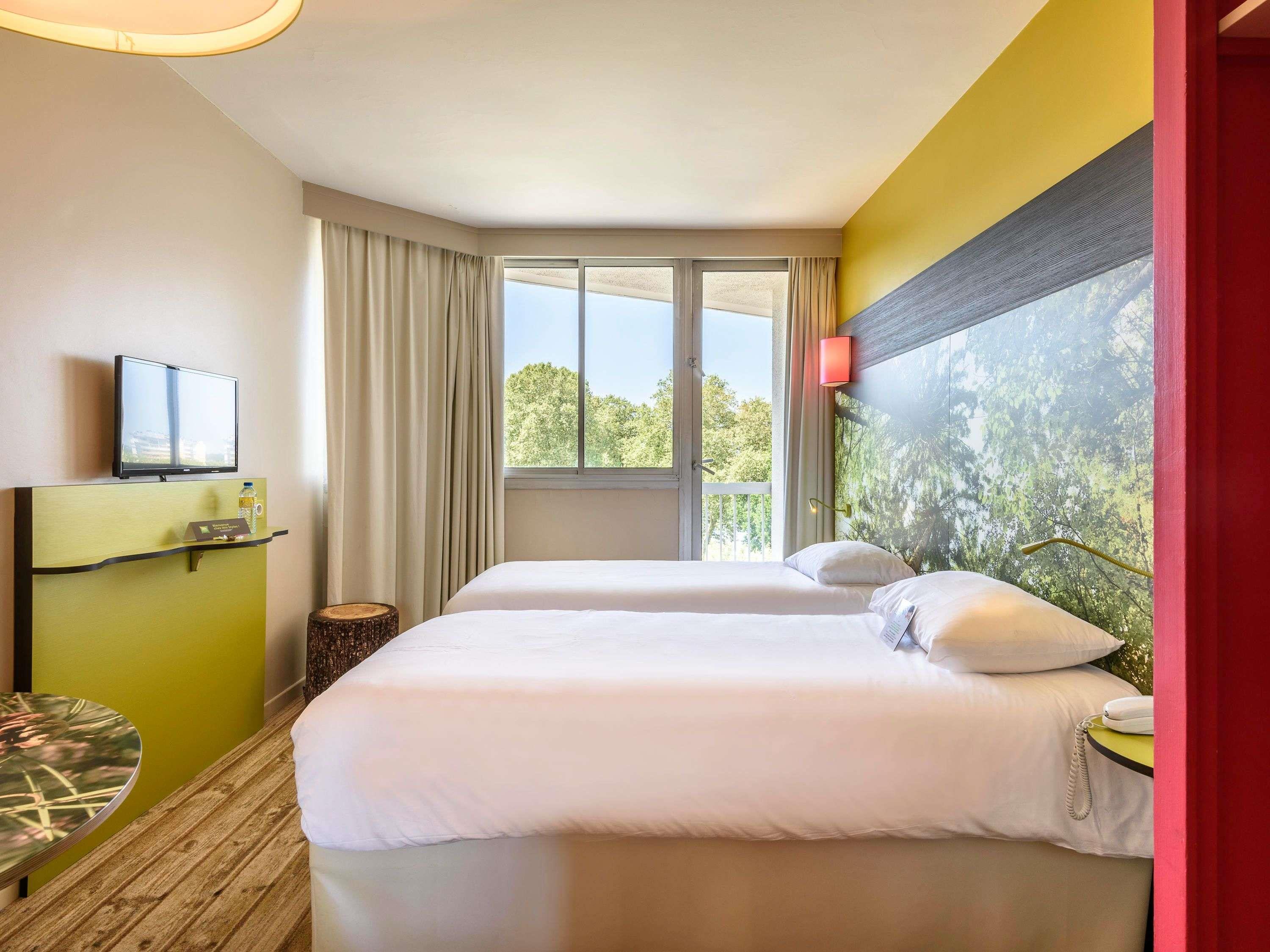 Ibis Styles Dax Centre Room Type - Standard Room with two single beds