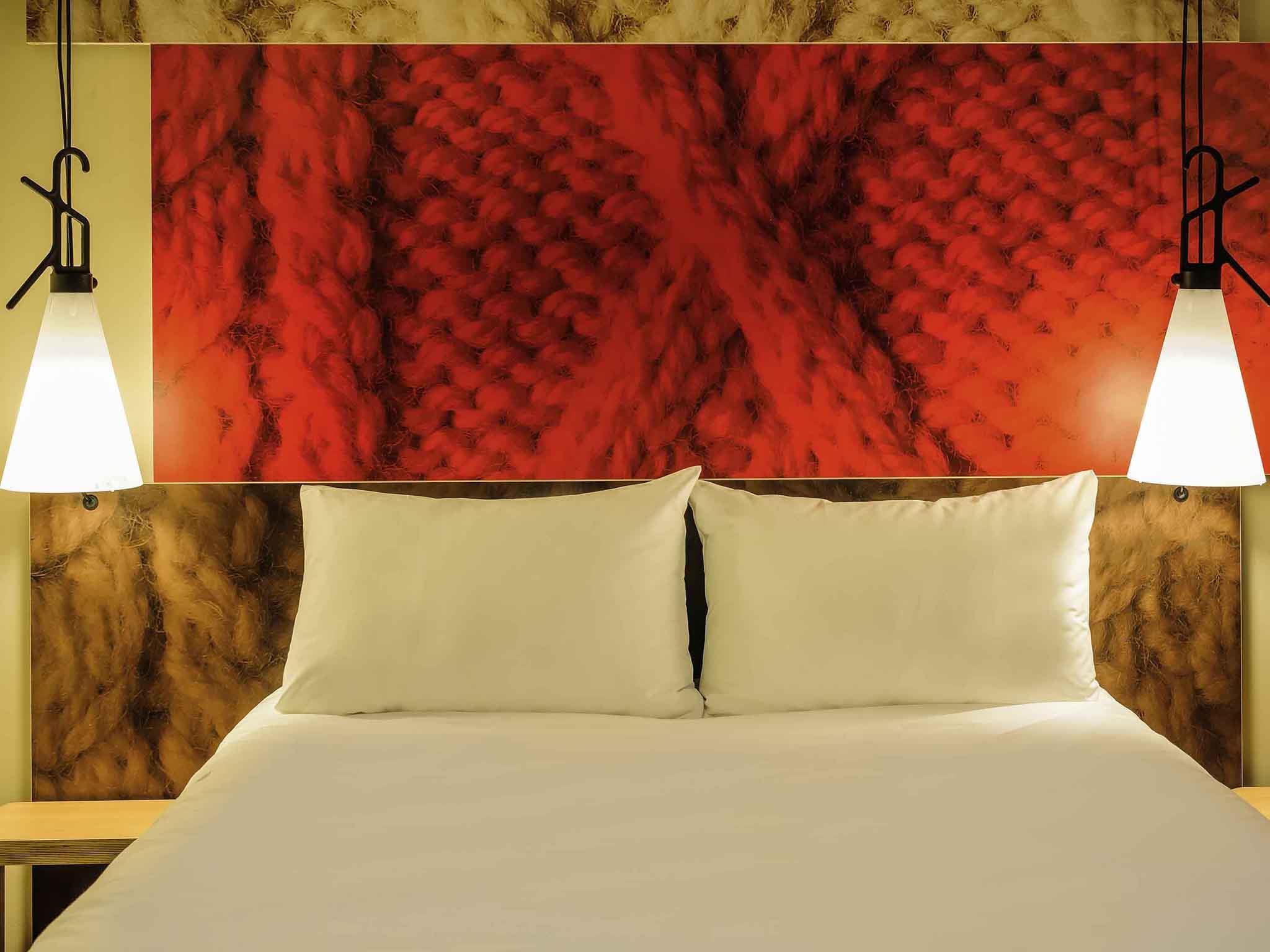 ibis Hamburg City Room Type - Standard Family Suite with 2 Connecting Rooms ibis Hamburg City Room Type - Standard Family Suite with 2 Connecting Rooms