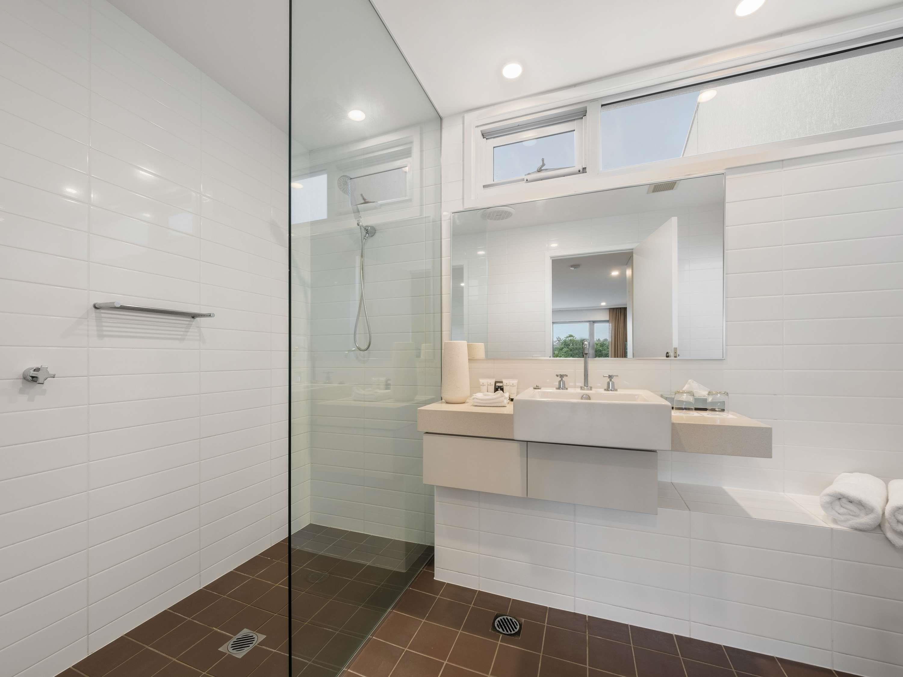 Pullman Magenta Shores Resort Room Type - Studio King