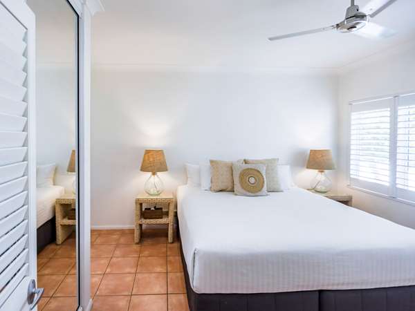 THE REEF HOUSE PALM COVE - Photo 23