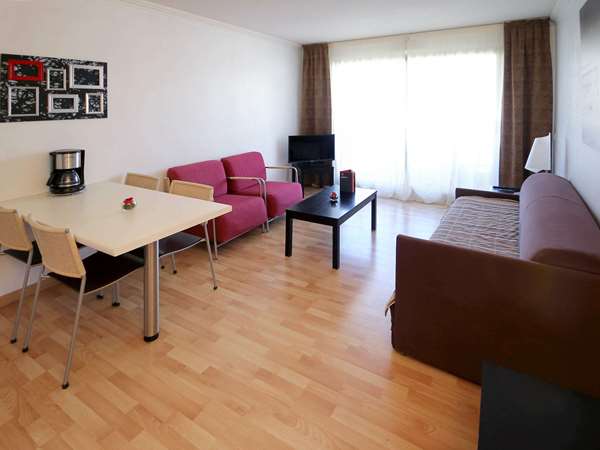 Apartment with 1 bedroom for 4 people, view of the town