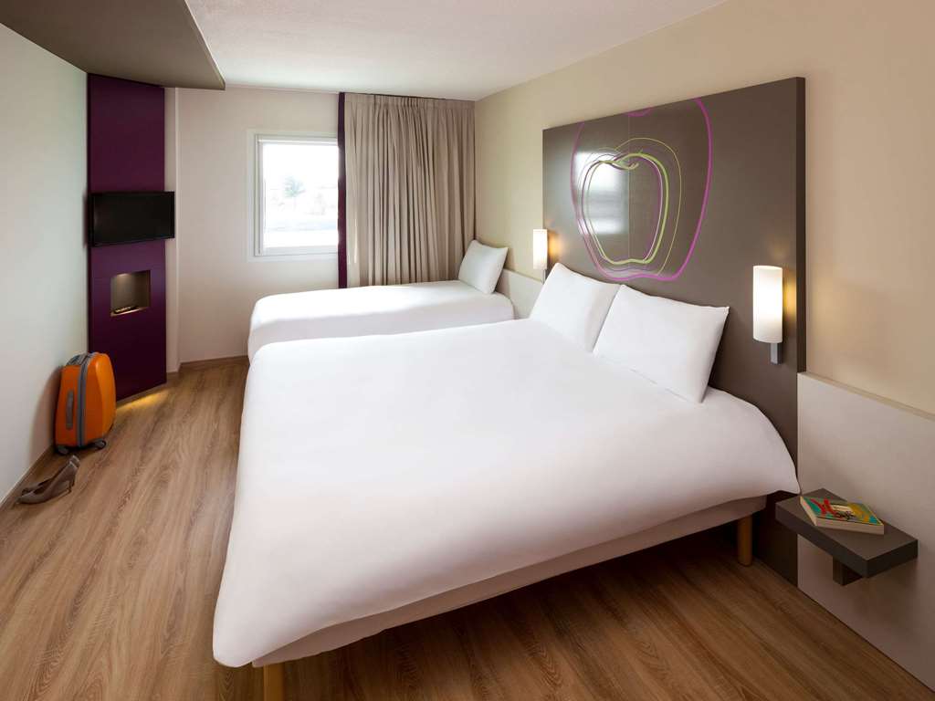 Hotel Ibis Styles Lleida Torrefarrera - Tap to explore photos