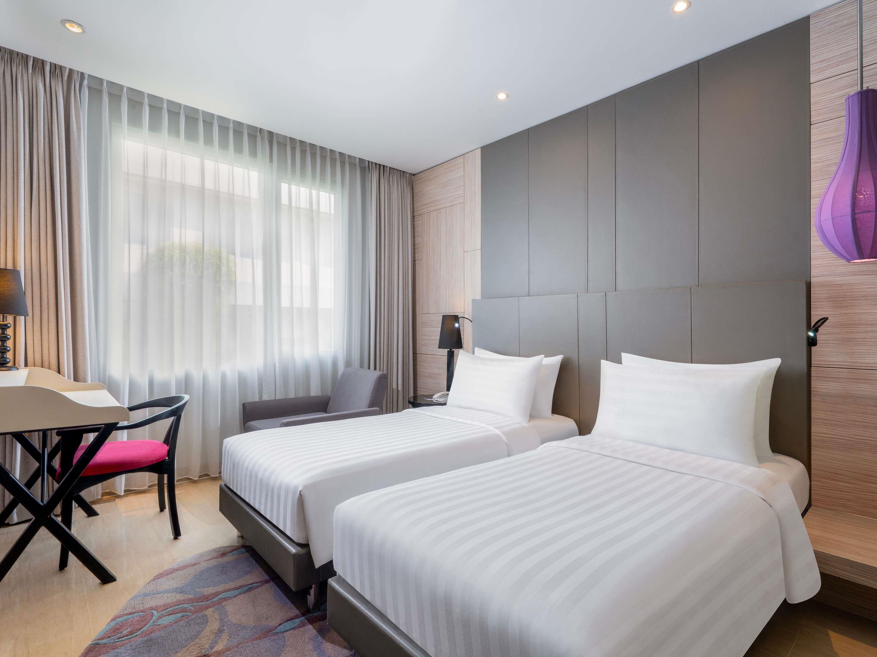 Mercure Jakarta Sabang Room Type - Superior Room with Twin Beds