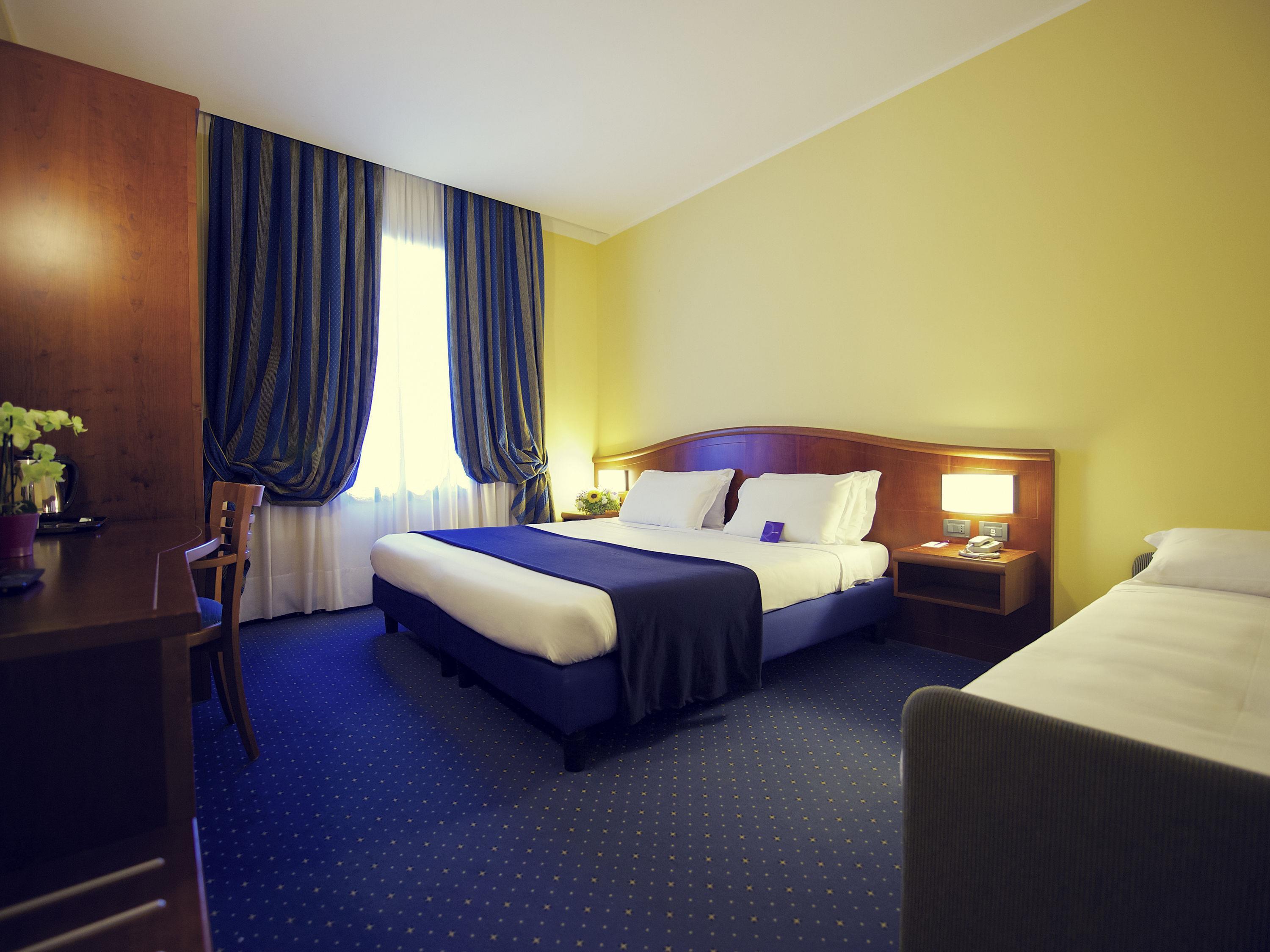 Mercure Genova San Biagio - Tap to explore photos