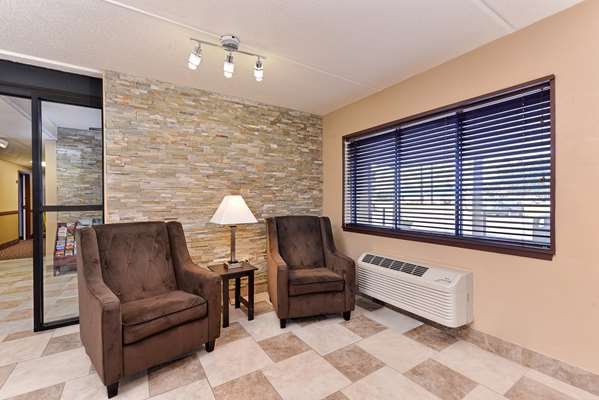  - Americas Best Value Inn & Suites Clear Lake - I-35, Exit 194