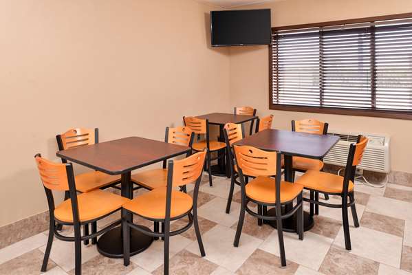  - Americas Best Value Inn & Suites Clear Lake - I-35, Exit 194