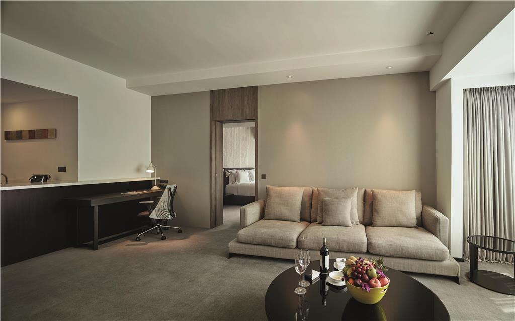 G Hotel Gurney-guestroom-Guest Room,Suite,Indoor/Interior,On-Site.jpg