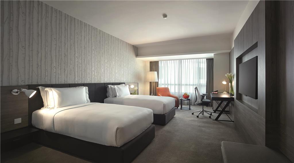 G Hotel Gurney-guestroom-Guest Room,On-Site.jpg