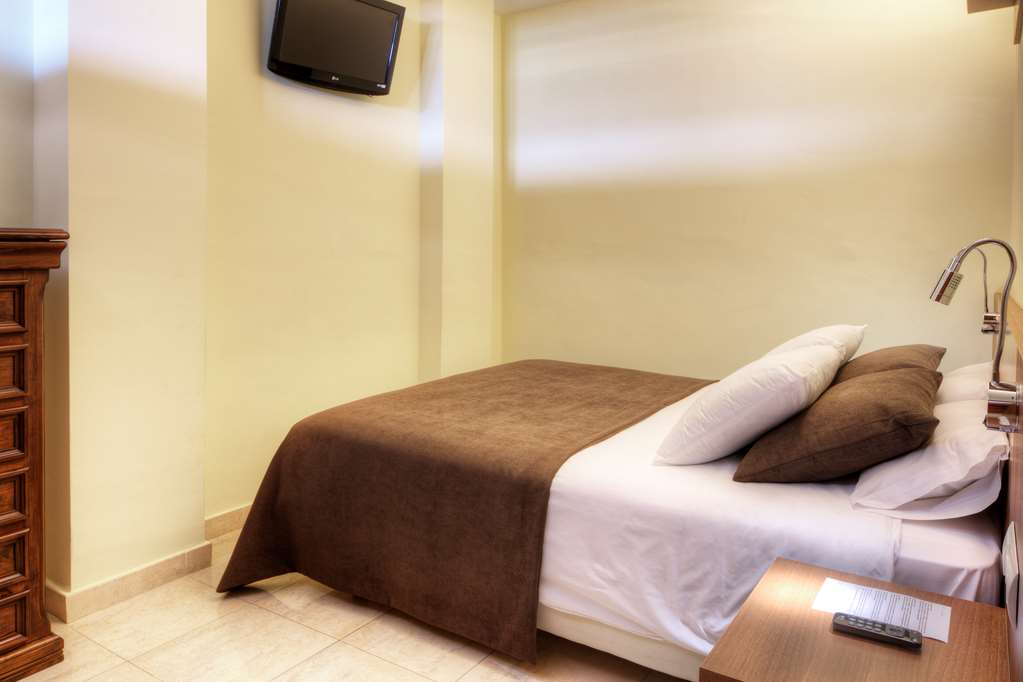 Sunway Playa Golf Sitges Hotel-guestroom-Guest Room,On-Site.jpg