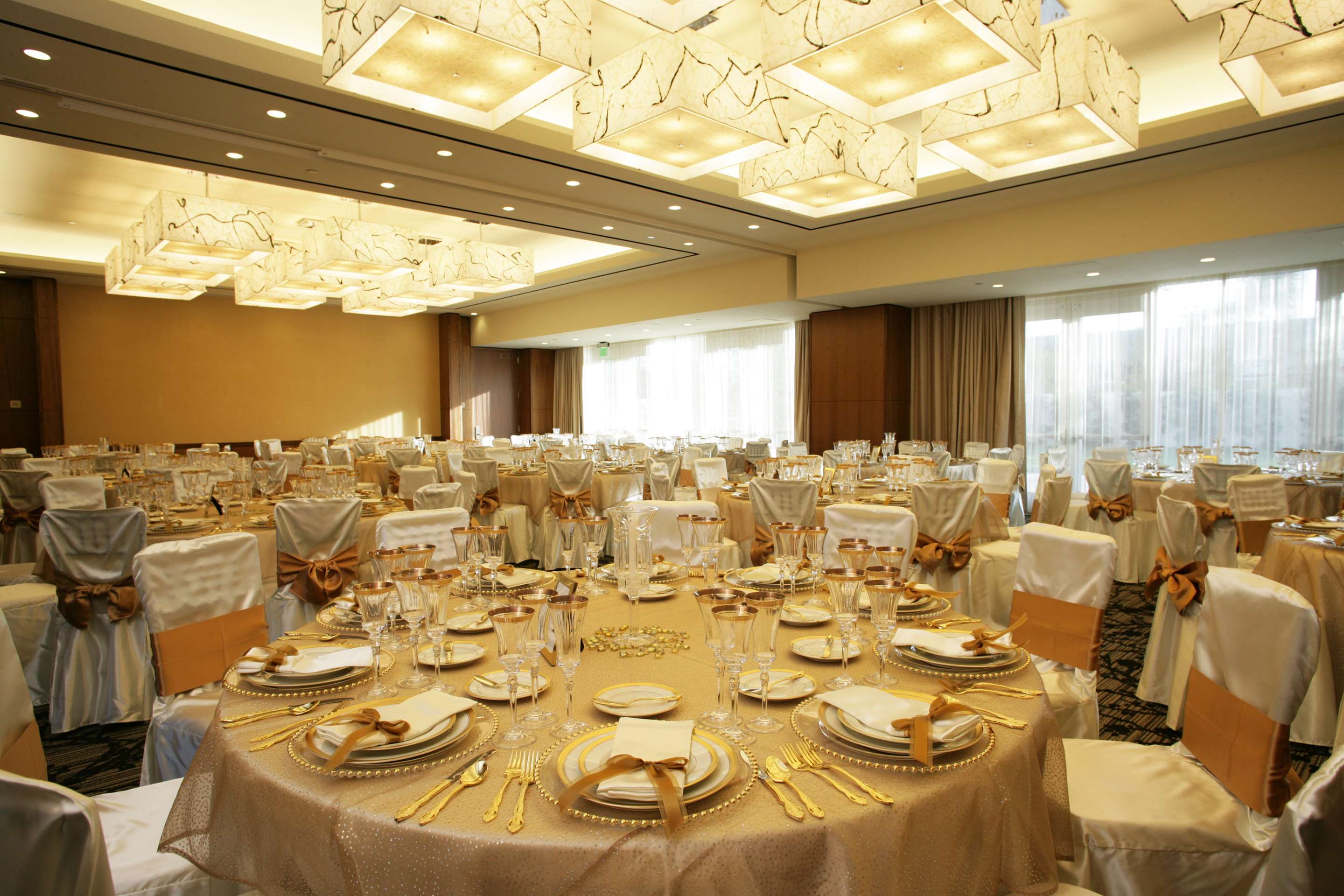 Miyako Hybrid Hotel Pictures | Miyako Hybrid Hotel Torrance