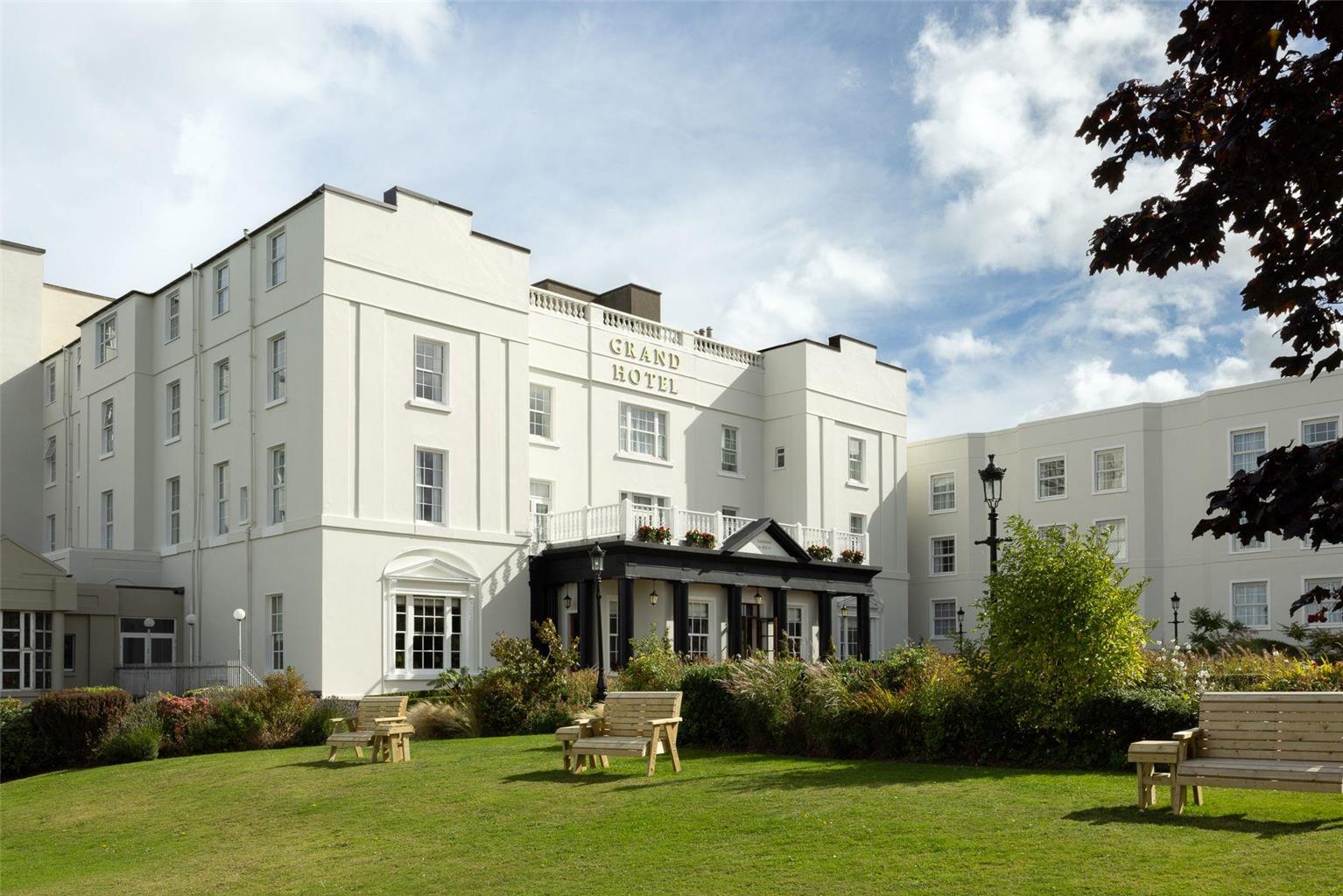 Grand Hotel
