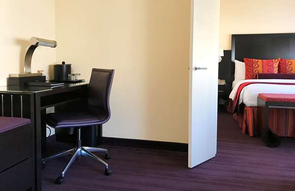 Suite - Washington Plaza Hotel DC