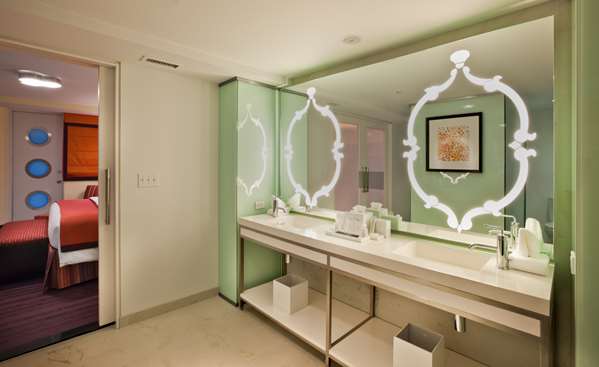  - Washington Plaza Hotel DC