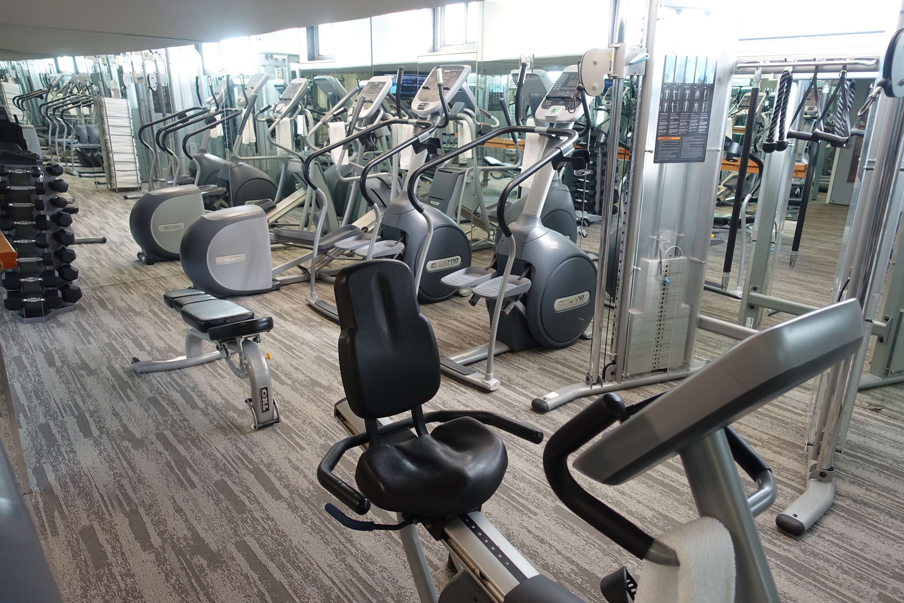 Fitness Center | State Plaza Hotel