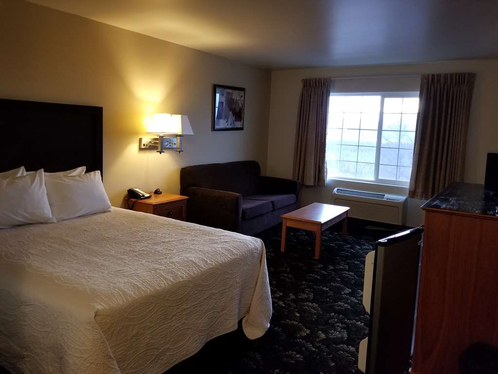 Grand View Inn and Suites