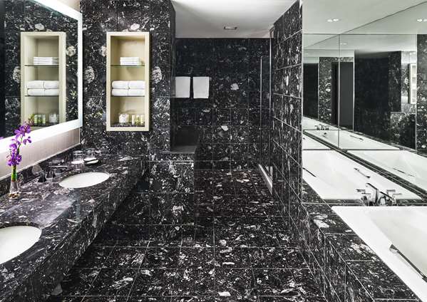  - Westin Hotel Chicago River North