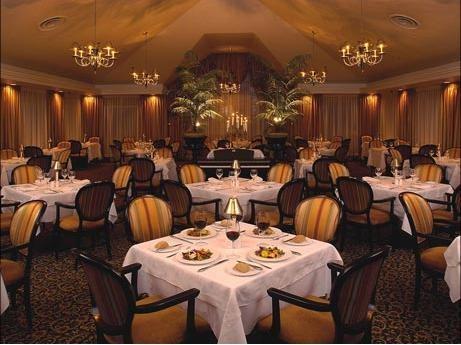 Restaurant - Hotel Auberge Godefroy Becancour