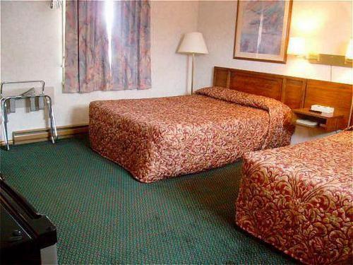 Budget Inn Clearfield-guestroom-Guest Room,Indoor/Interior,On-Site.jpg