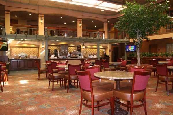 Restaurant - Auburn Place Hotel & Suites Cape Girardeau - I-55, Exit 96
