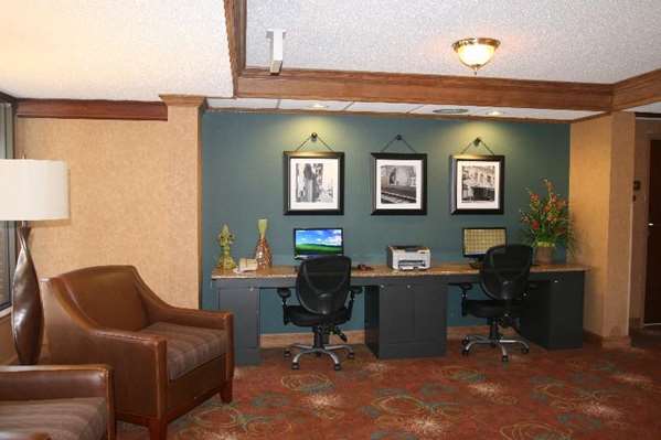  - Auburn Place Hotel & Suites Cape Girardeau - I-55, Exit 96