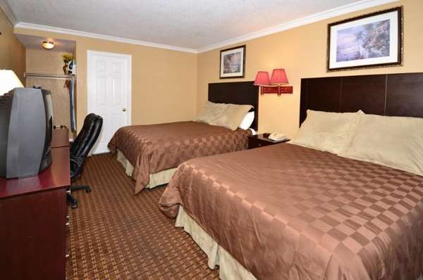  - Santa Clarita Motel Newhall