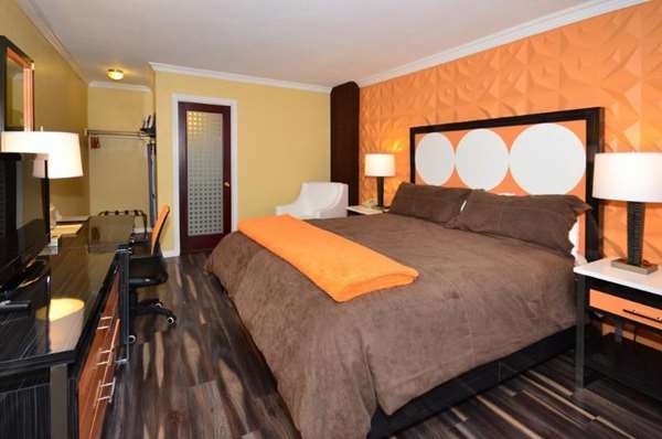  - Santa Clarita Motel Newhall