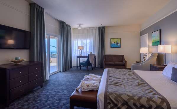  - Tamarack Beach Resort Carlsbad